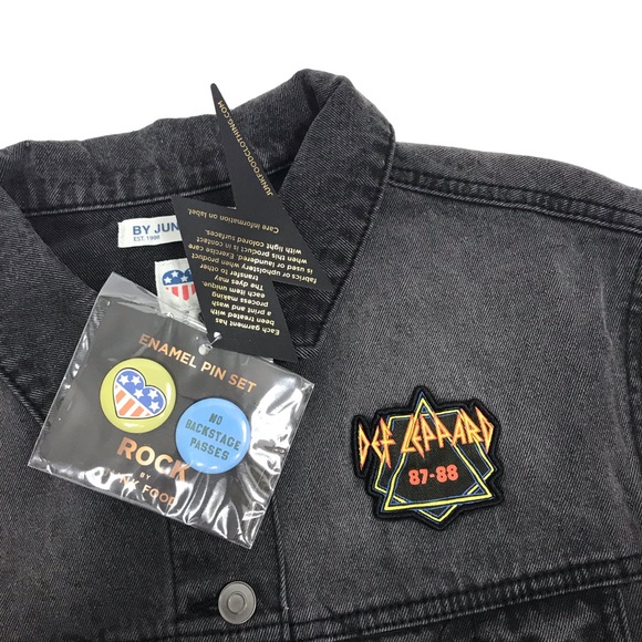 NWT Junk Food Oversized Def Leppard Denim Jacket - Picture 3 of 5